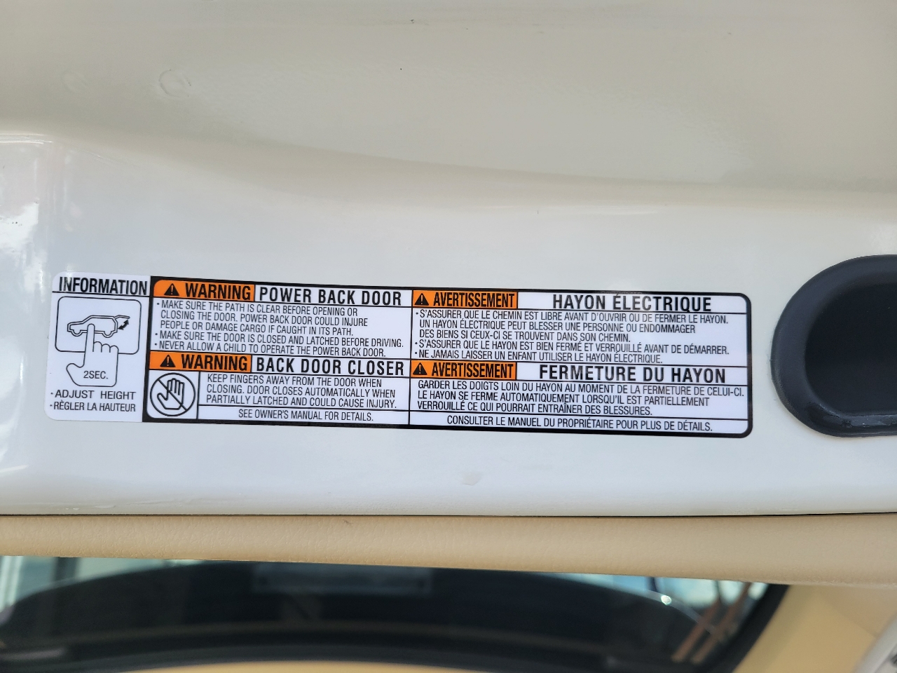 Toyota Highlander AWD 4dr V6 XLE (Natl) 2015