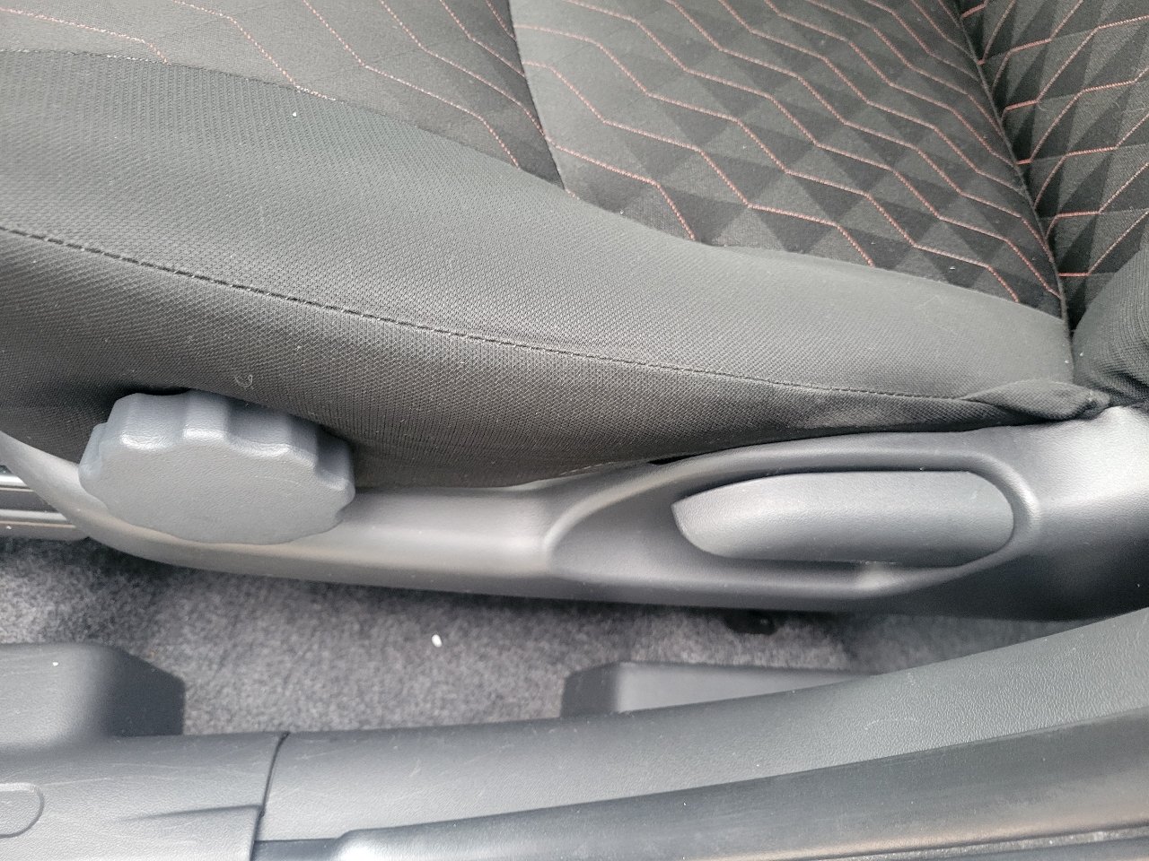 Mitsubishi Mirage ES 4D Hatchback 2022