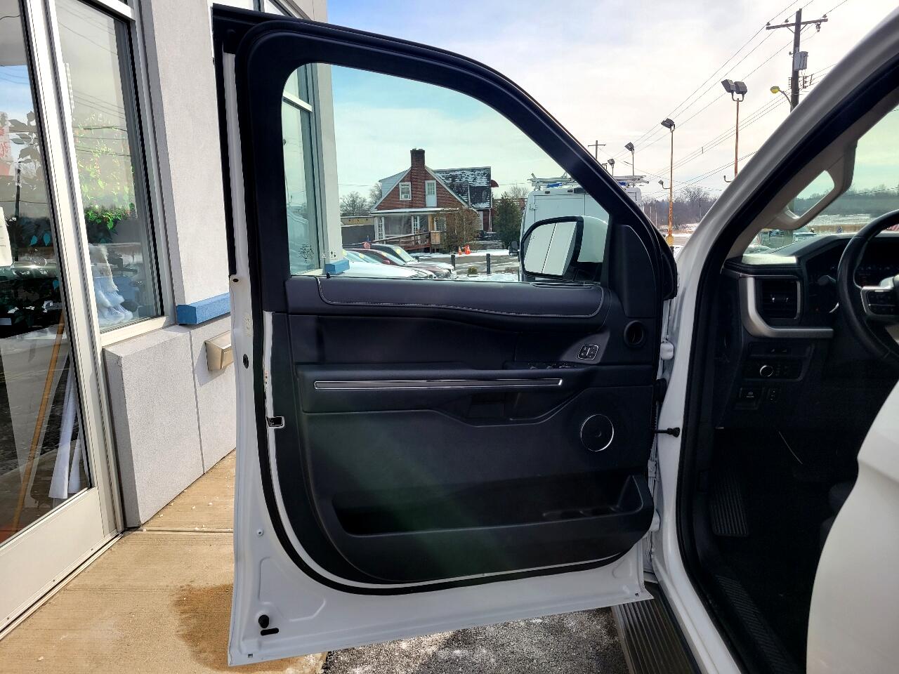 Ford Expedition Max XLT 4x2 2024