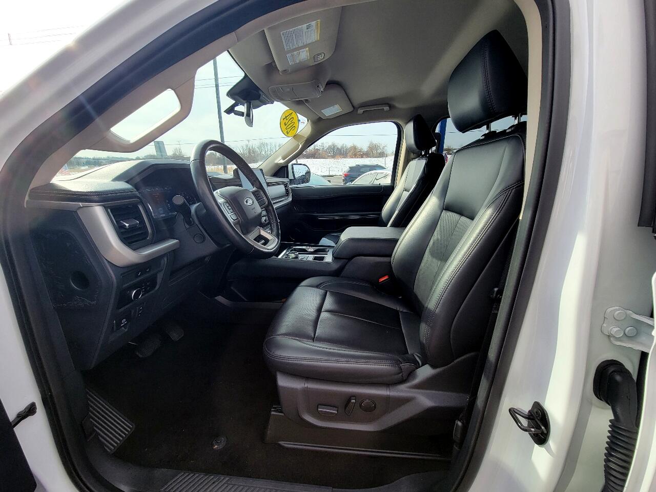 Ford Expedition Max XLT 4x2 2024