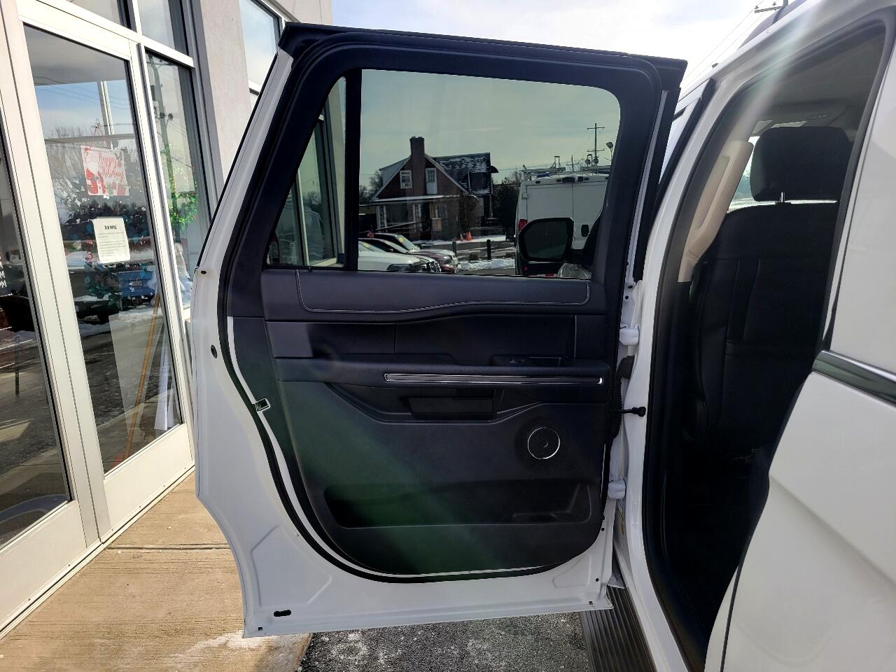 Ford Expedition Max XLT 4x2 2024