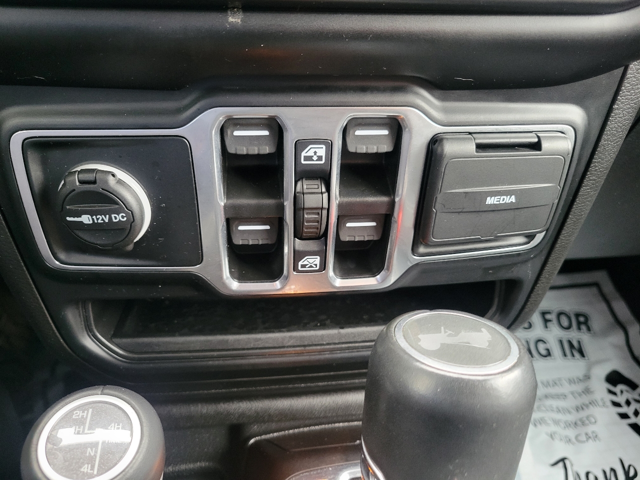 Jeep Wrangler 4xe Unlimited Sahara 4x4 2022