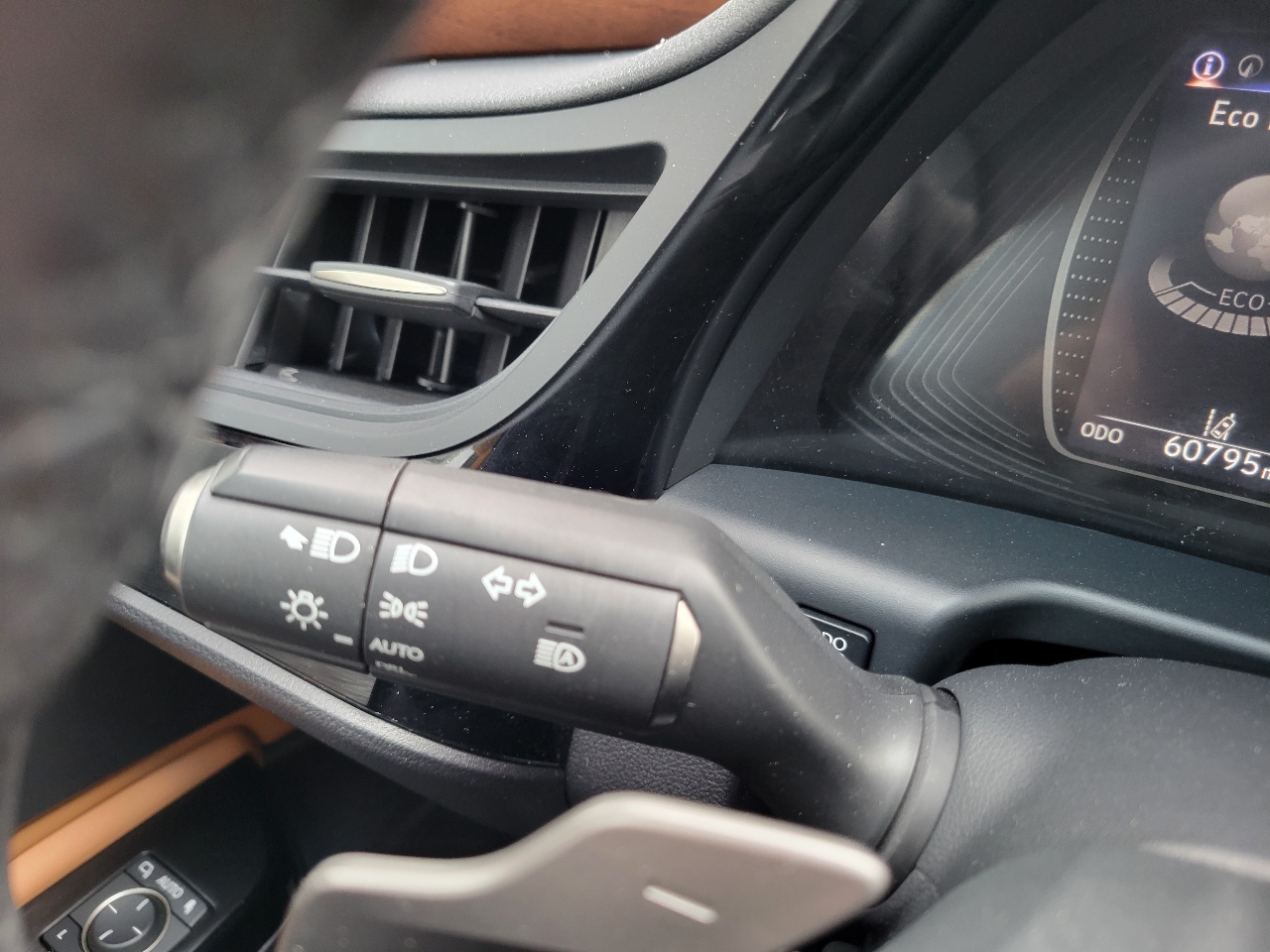 Lexus ES 250 Premium 2023