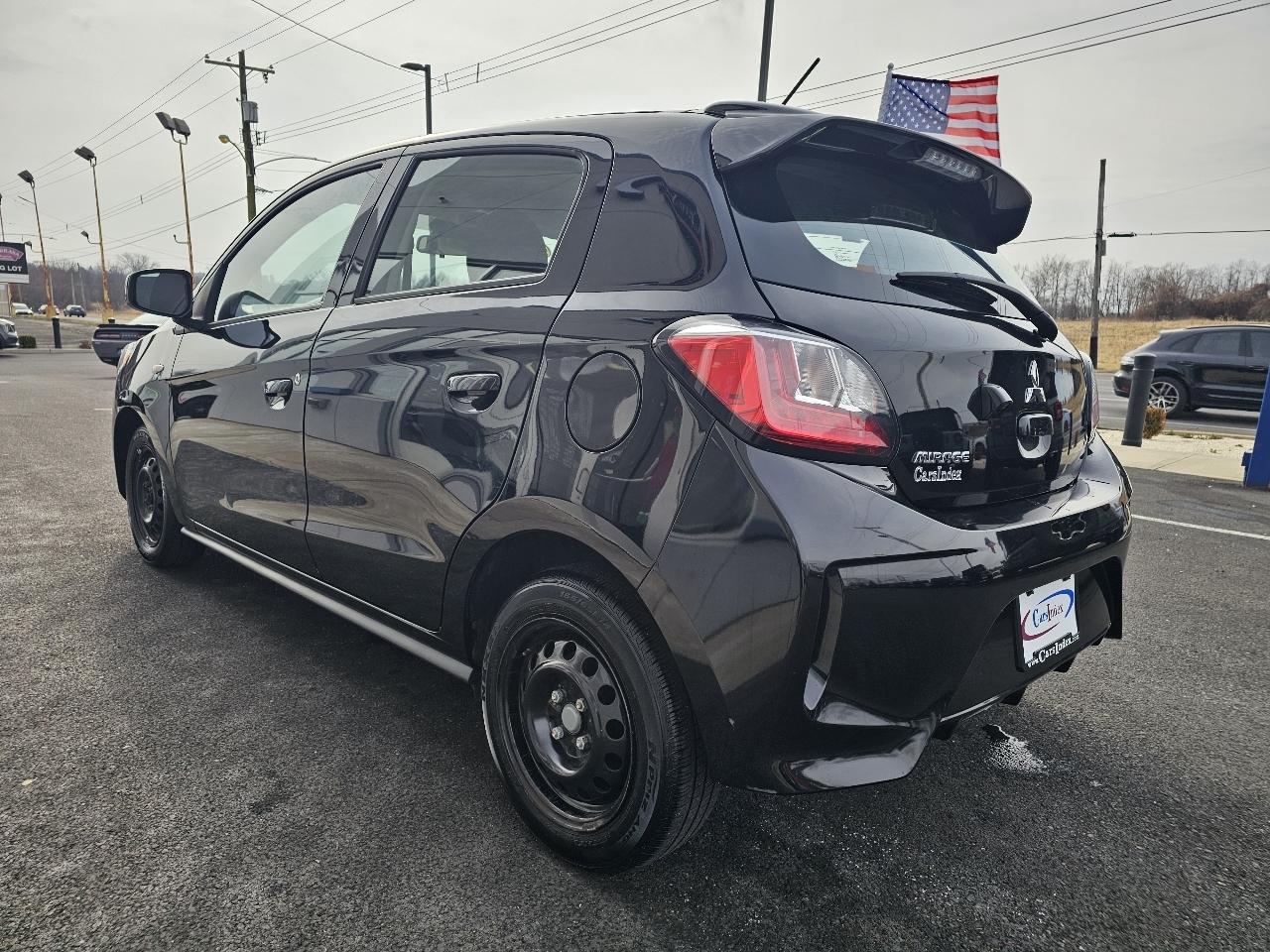 Mitsubishi Mirage ES CVT 2021