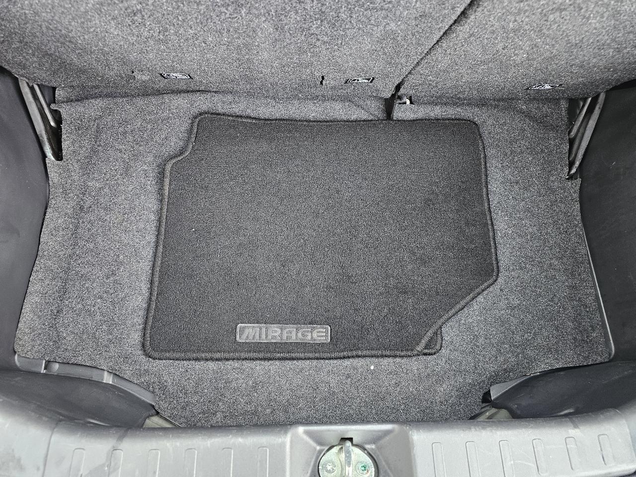 Mitsubishi Mirage ES CVT 2021