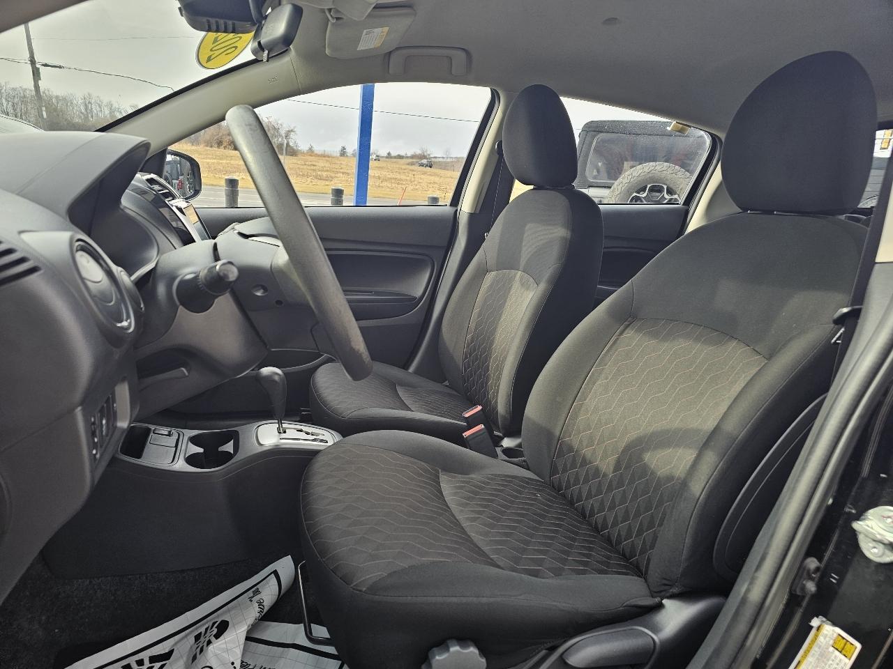 Mitsubishi Mirage ES CVT 2021