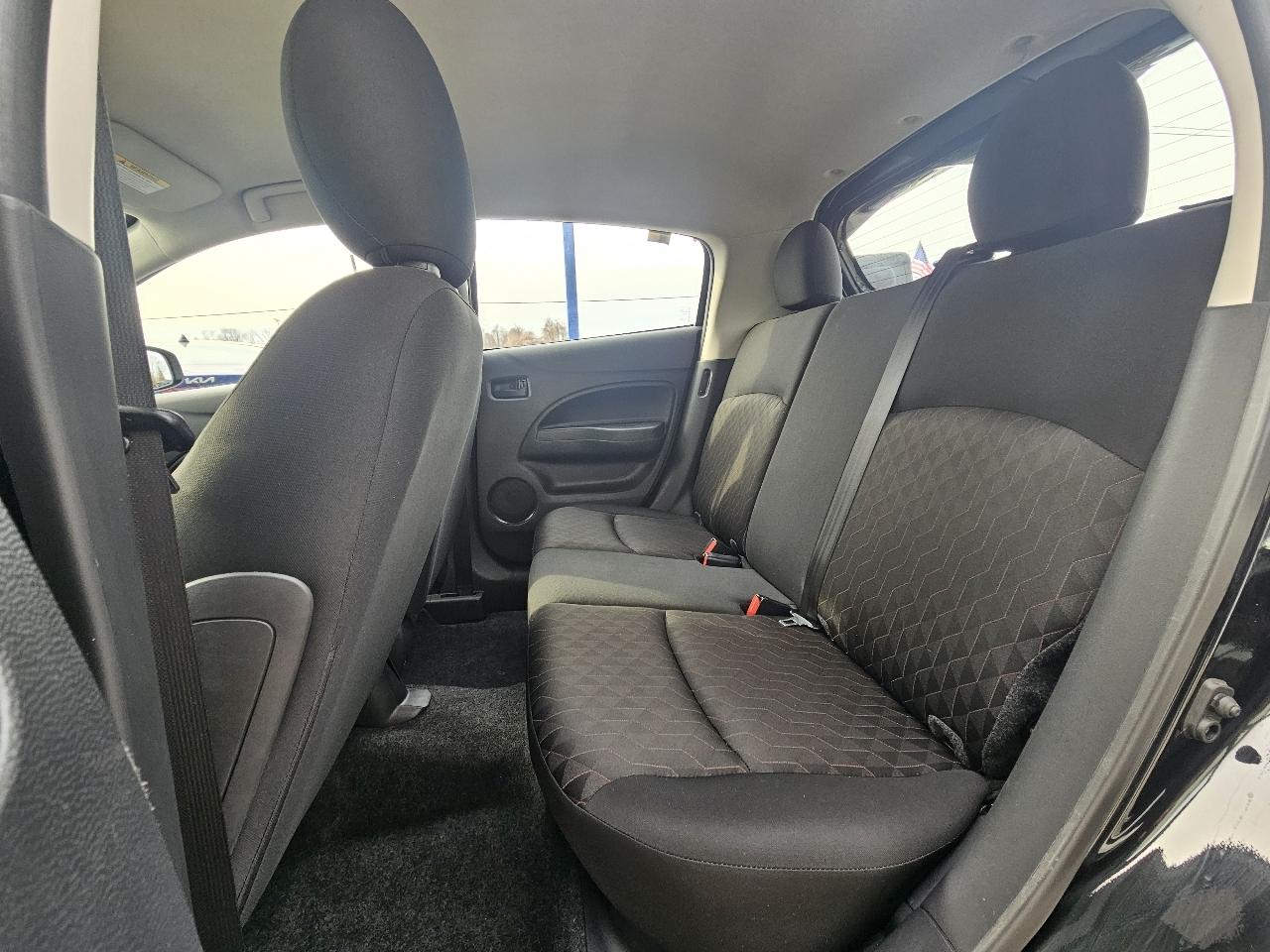 Mitsubishi Mirage ES CVT 2021