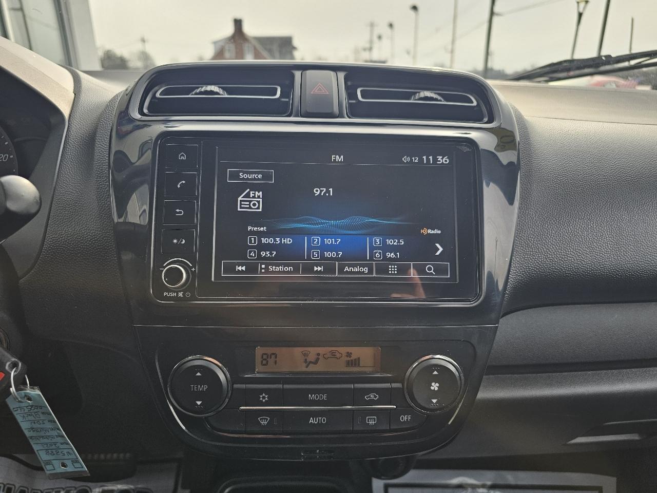 Mitsubishi Mirage ES CVT 2021