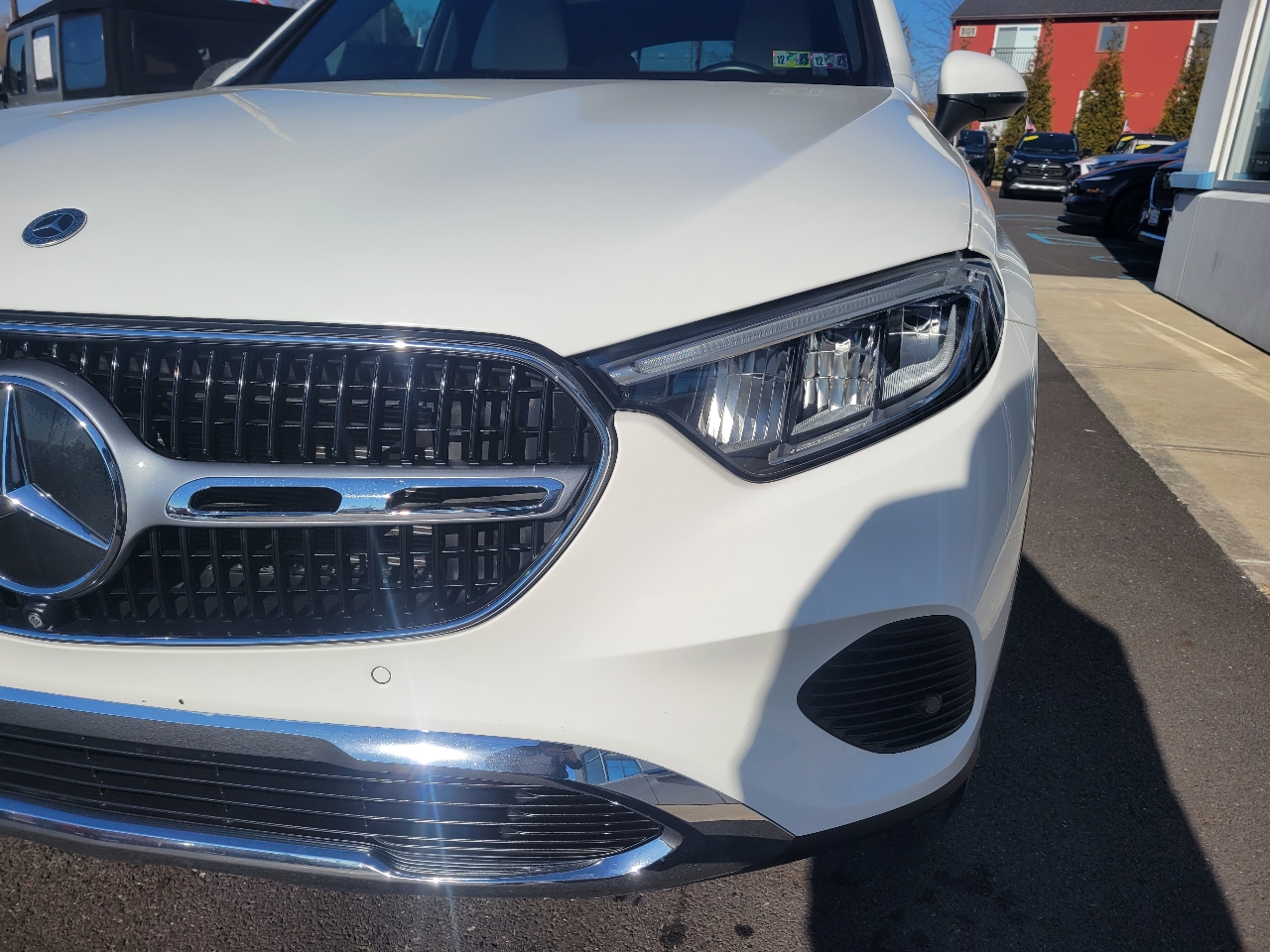 Mercedes-Benz GLC  2023