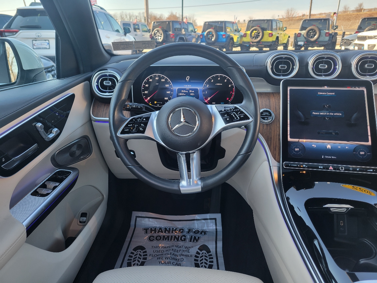 Mercedes-Benz GLC  2023