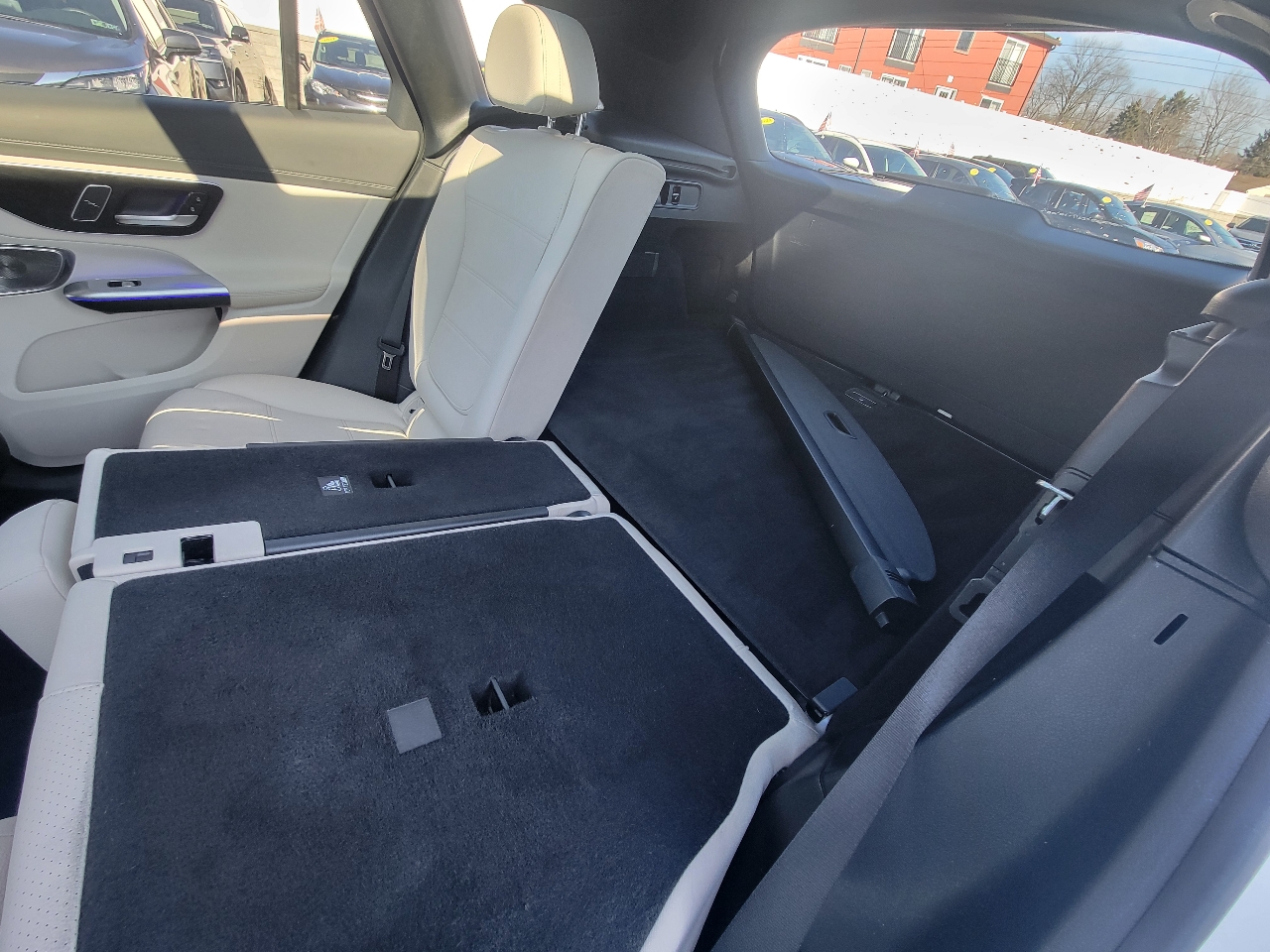 Mercedes-Benz GLC  2023