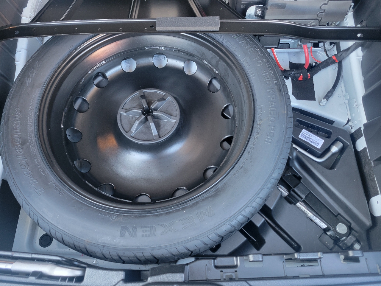 Mercedes-Benz GLC  2023