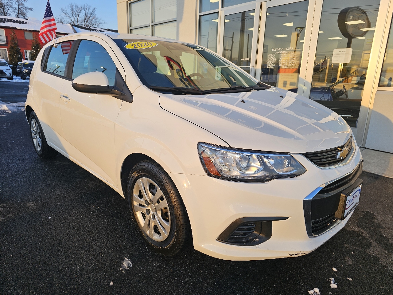 Chevrolet Sonic 5dr HB LT w/1FL 2020