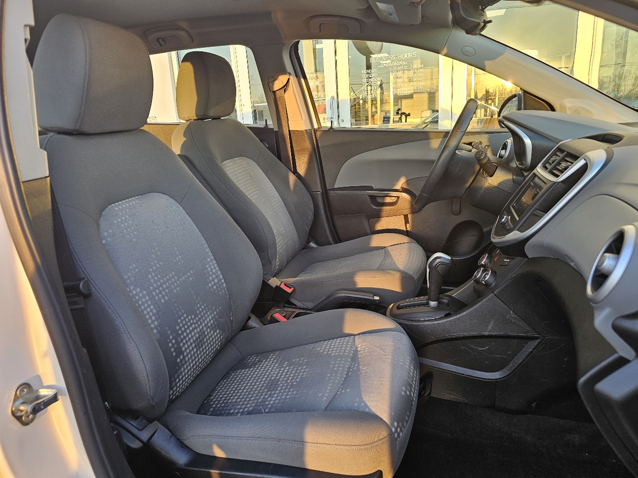 Chevrolet Sonic 5dr HB LT w/1FL 2020