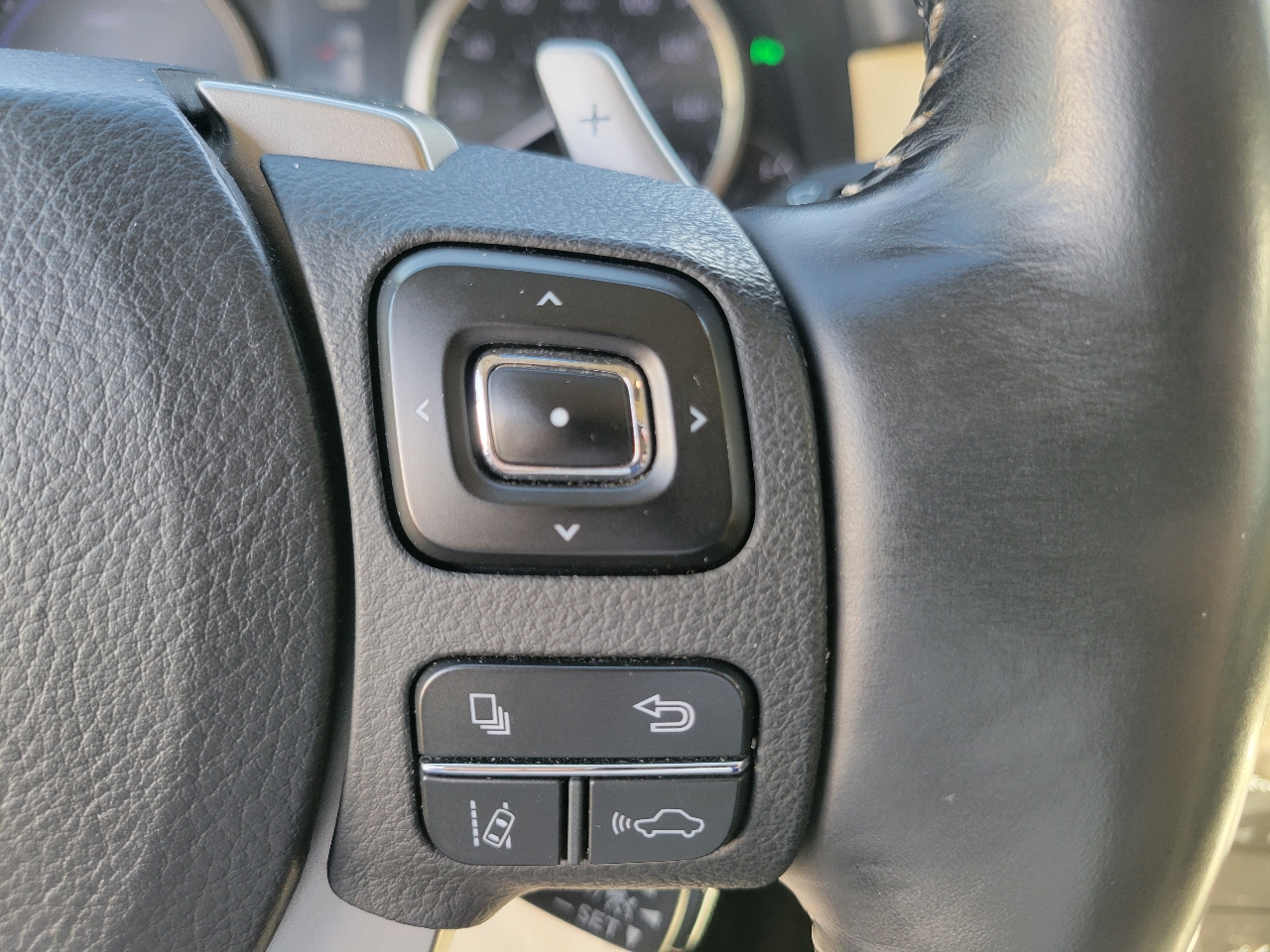 Lexus NX 300h Premium 2018