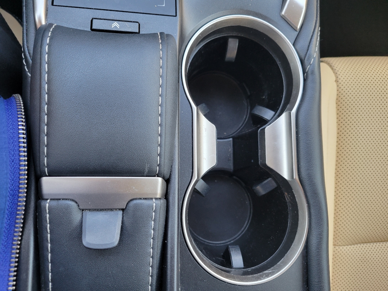 Lexus NX 300h Premium 2018