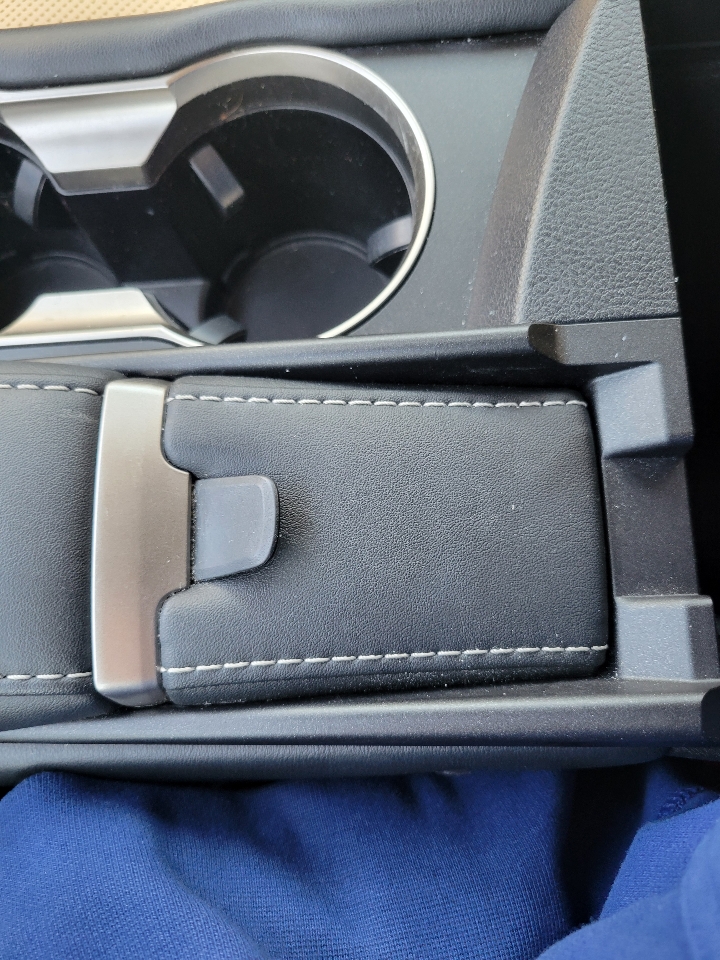 Lexus NX 300h Premium 2018