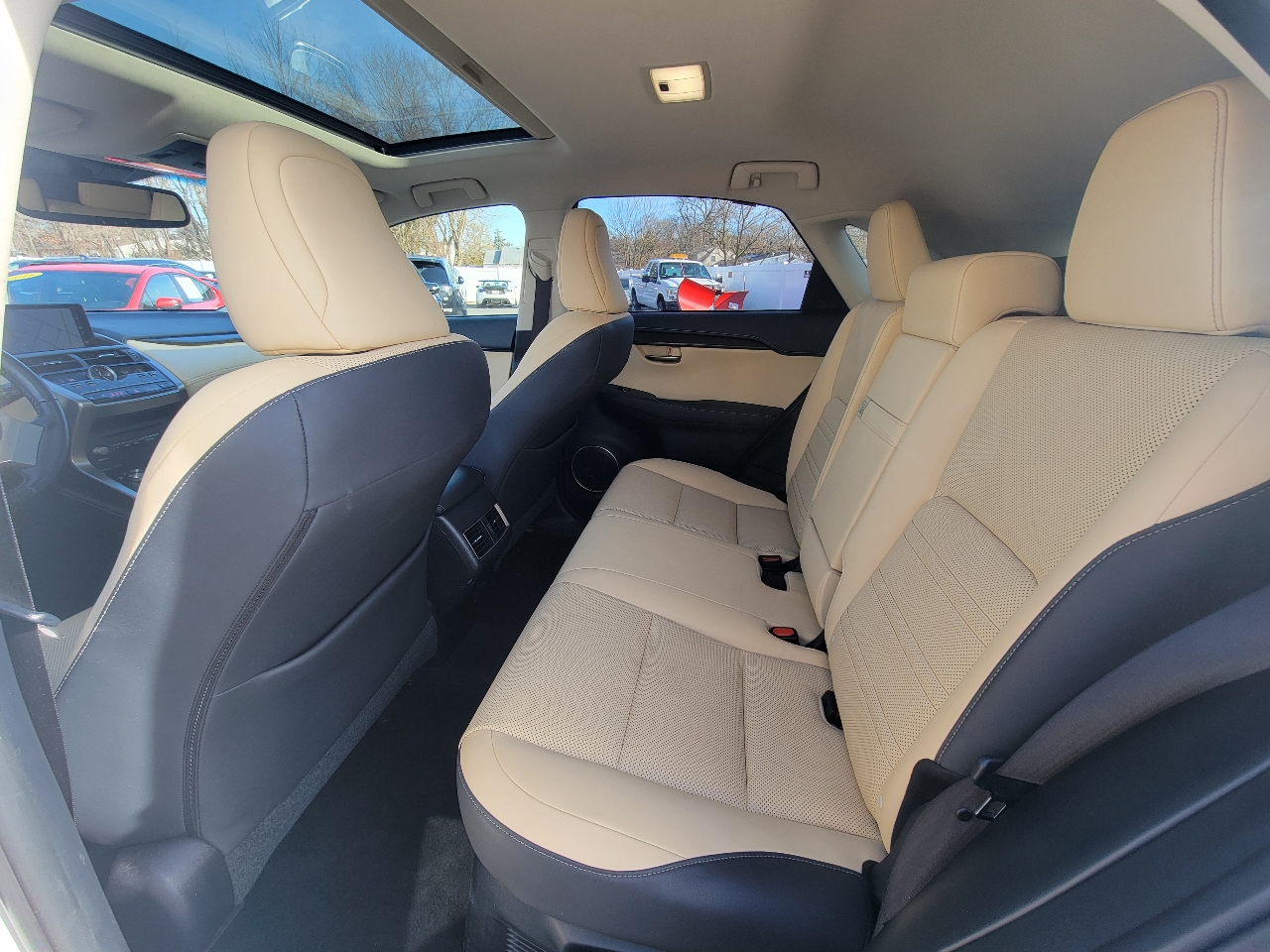 Lexus NX 300h Premium 2018