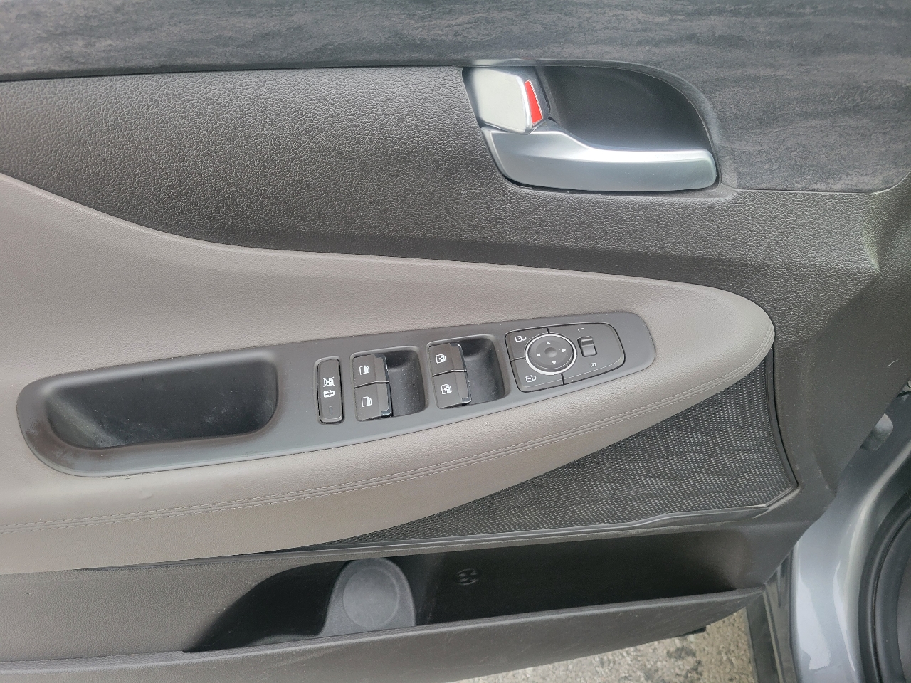 Hyundai Santa Fe SEL 2.4L Auto AWD 2019