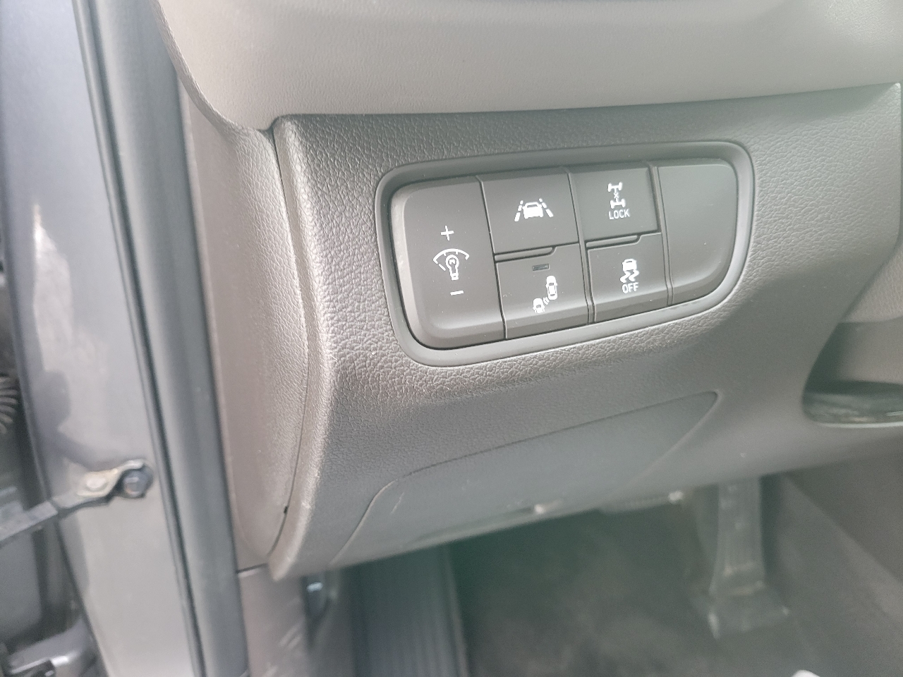 Hyundai Santa Fe SEL 2.4L Auto AWD 2019