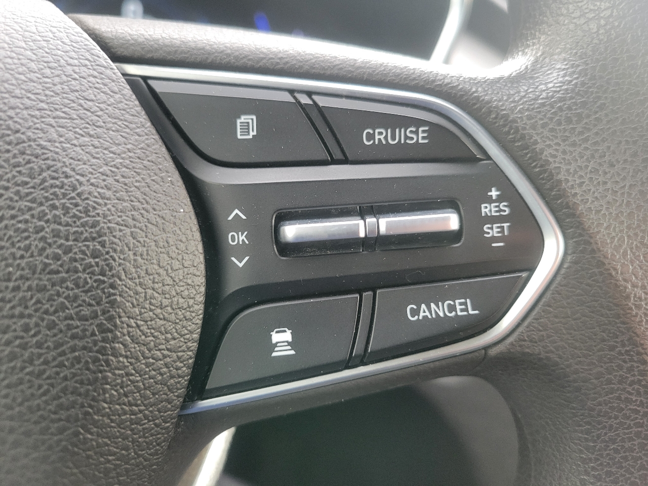 Hyundai Santa Fe SEL 2.4L Auto AWD 2019