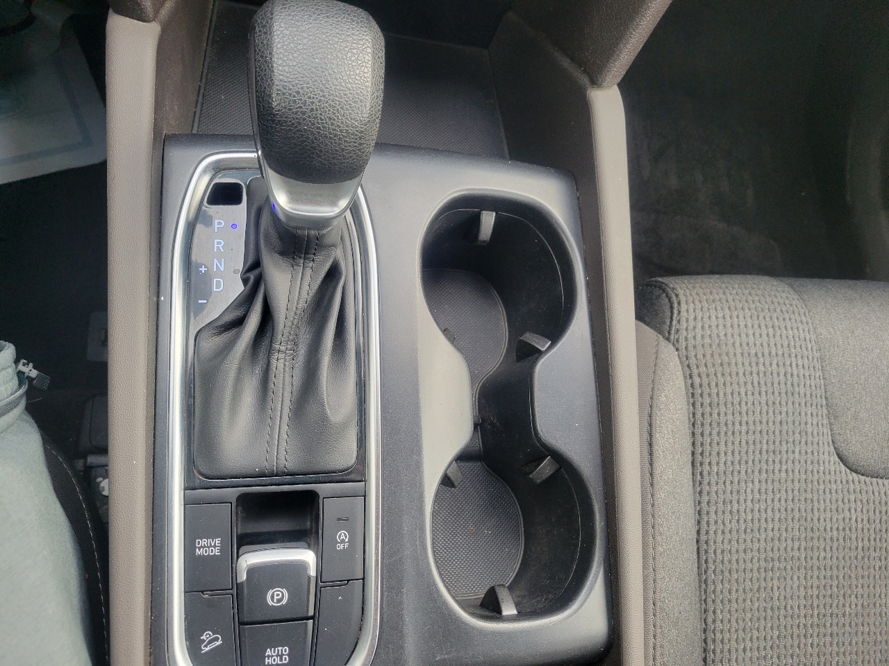 Hyundai Santa Fe SEL 2.4L Auto AWD 2019