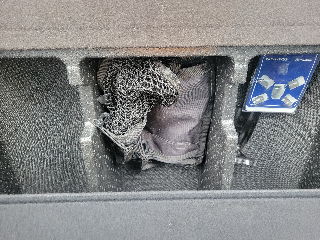 Hyundai Santa Fe SEL 2.4L Auto AWD 2019