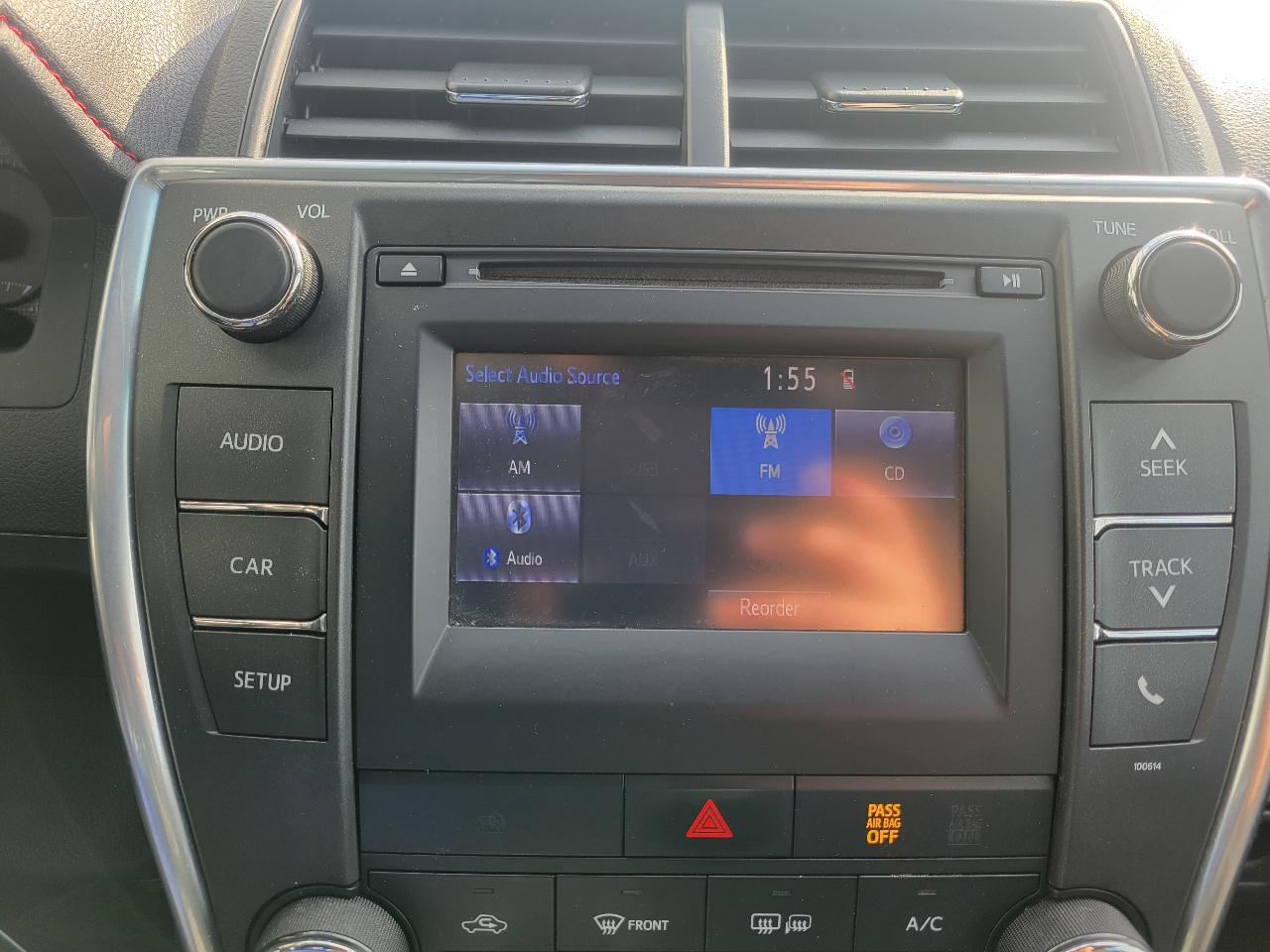 Toyota Camry SE Auto (Natl) 2017