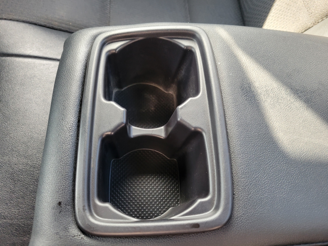 Toyota Camry SE Auto (Natl) 2017