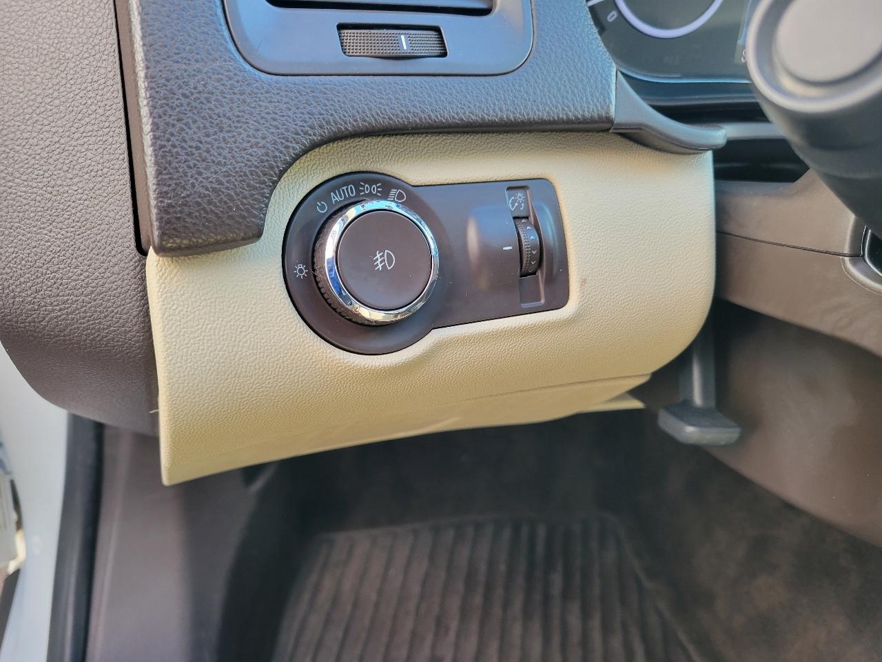 Buick Regal 4dr Sdn Turbo FWD 2016