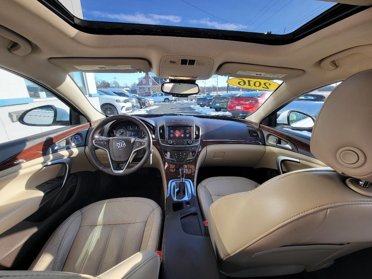 Buick Regal 4dr Sdn Turbo FWD 2016