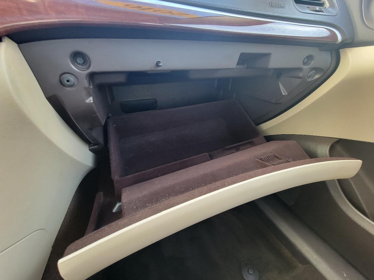 Buick Regal 4dr Sdn Turbo FWD 2016