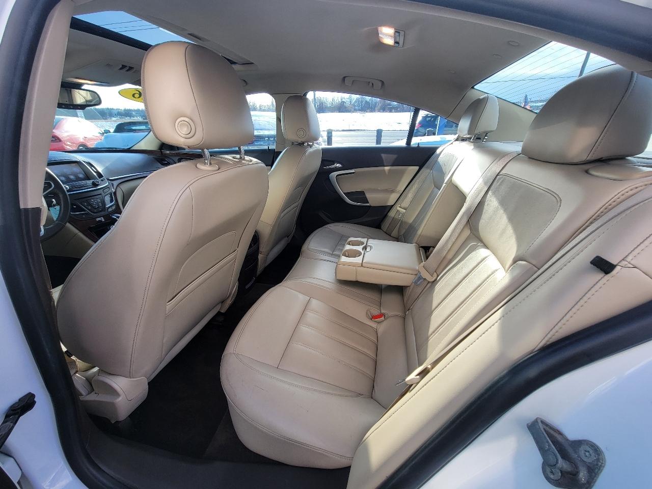 Buick Regal 4dr Sdn Turbo FWD 2016