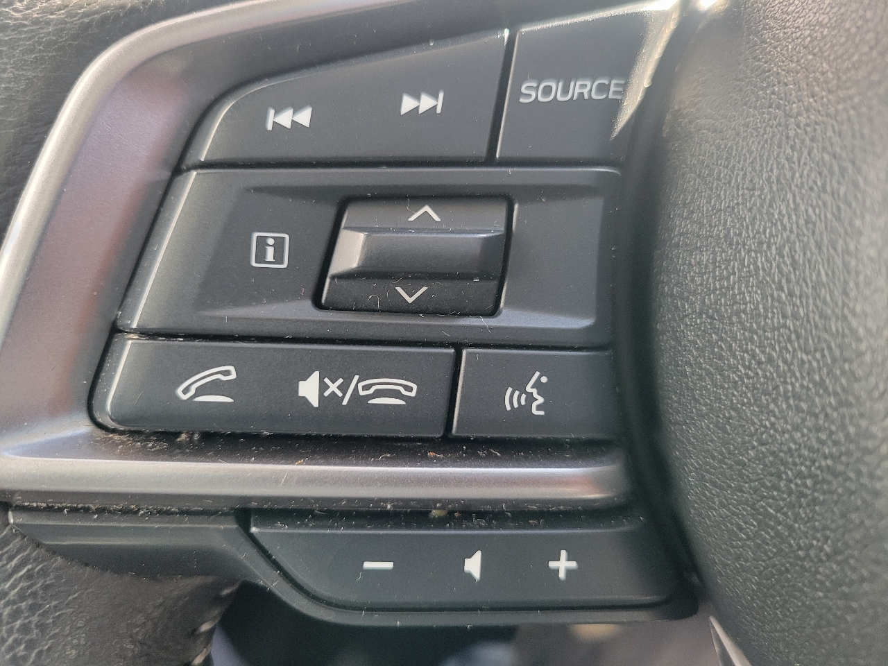 Subaru Ascent Limited w/8-Passenger Technology Pkg 2023