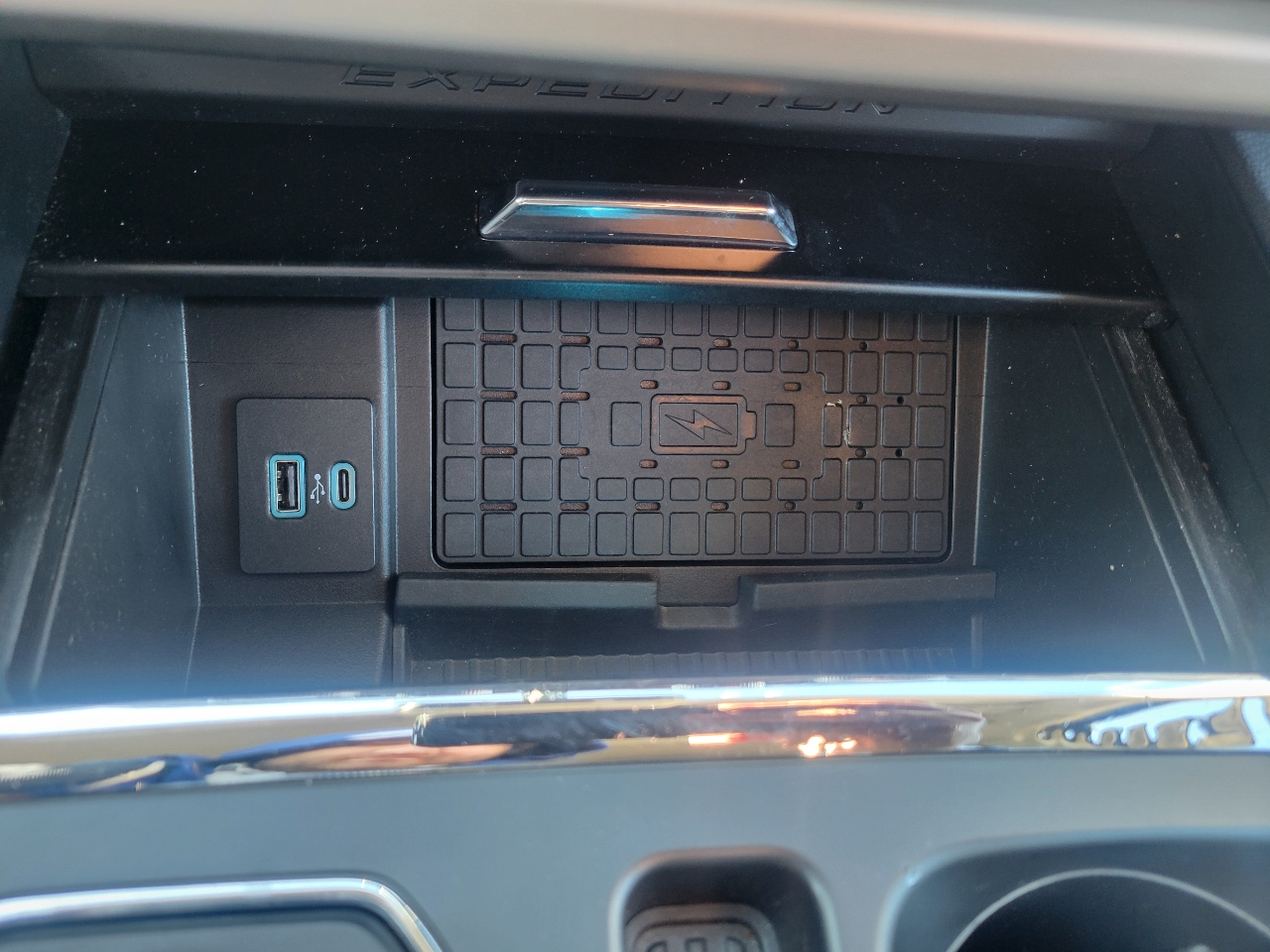 Ford Expedition Max XLT 4x4 2024