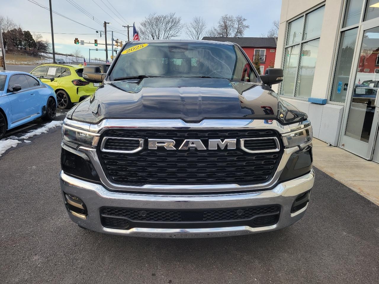 RAM 1500 Big Horn 4x4 Crew Cab 5'7" Box 2025