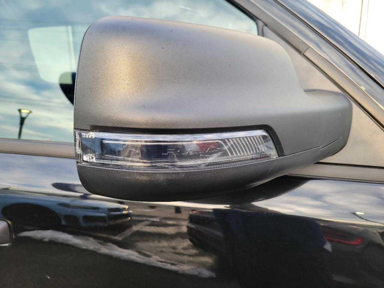 RAM 1500 Big Horn 4x4 Crew Cab 5'7" Box 2025