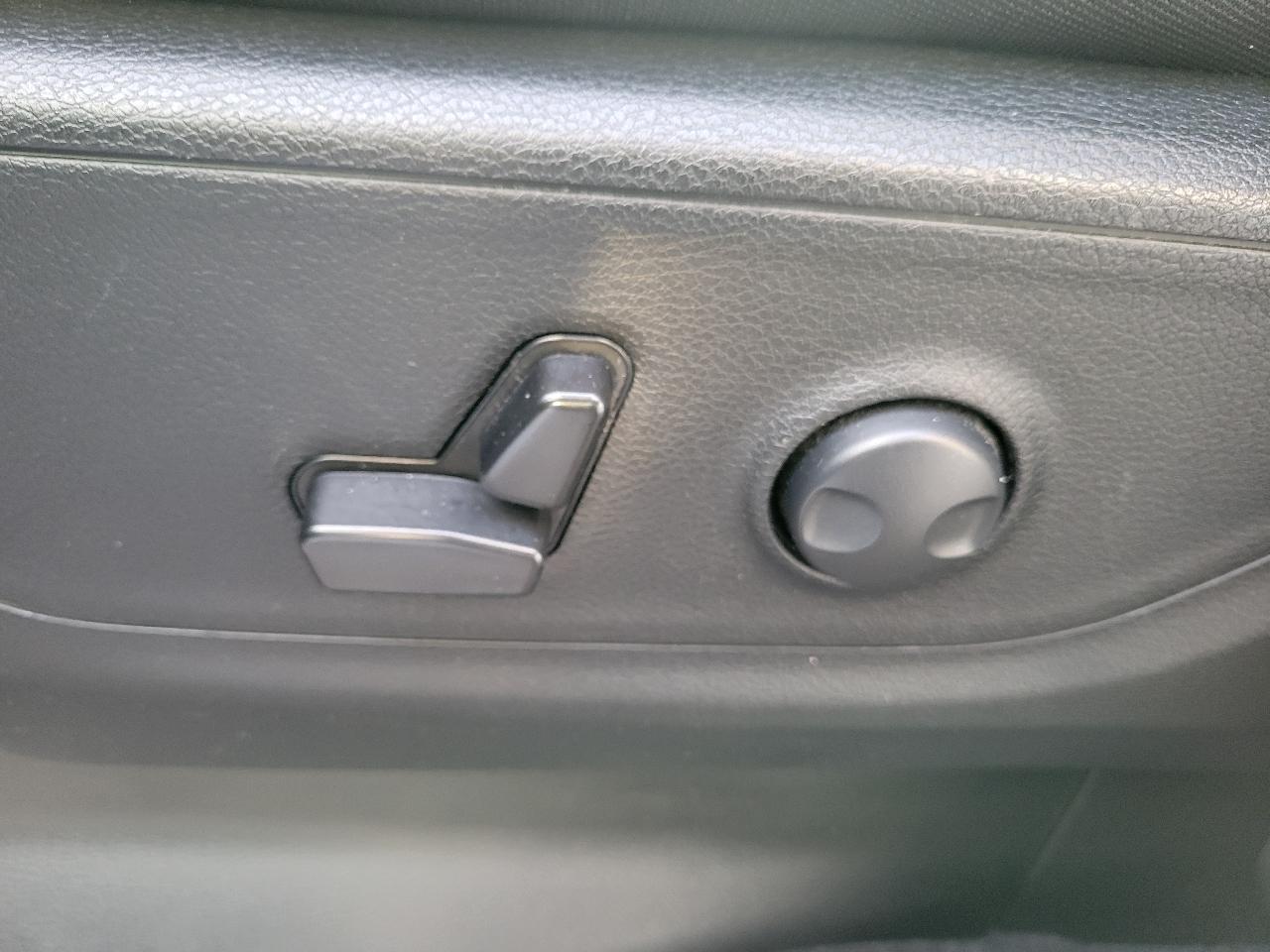 RAM 1500 Big Horn 4x4 Crew Cab 5'7" Box 2025