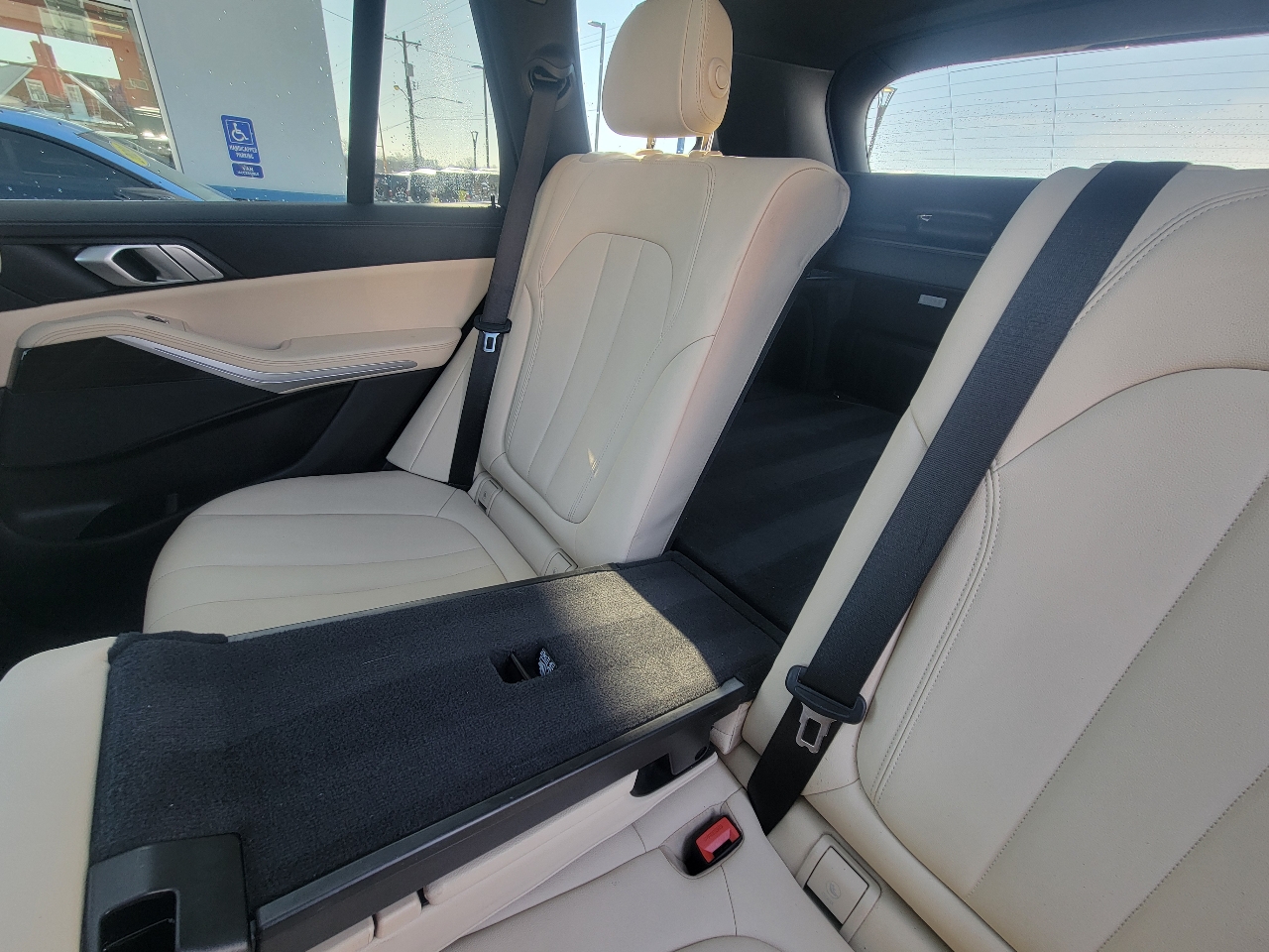 BMW X5 xDrive40i Sports Activity Vehicle 2022