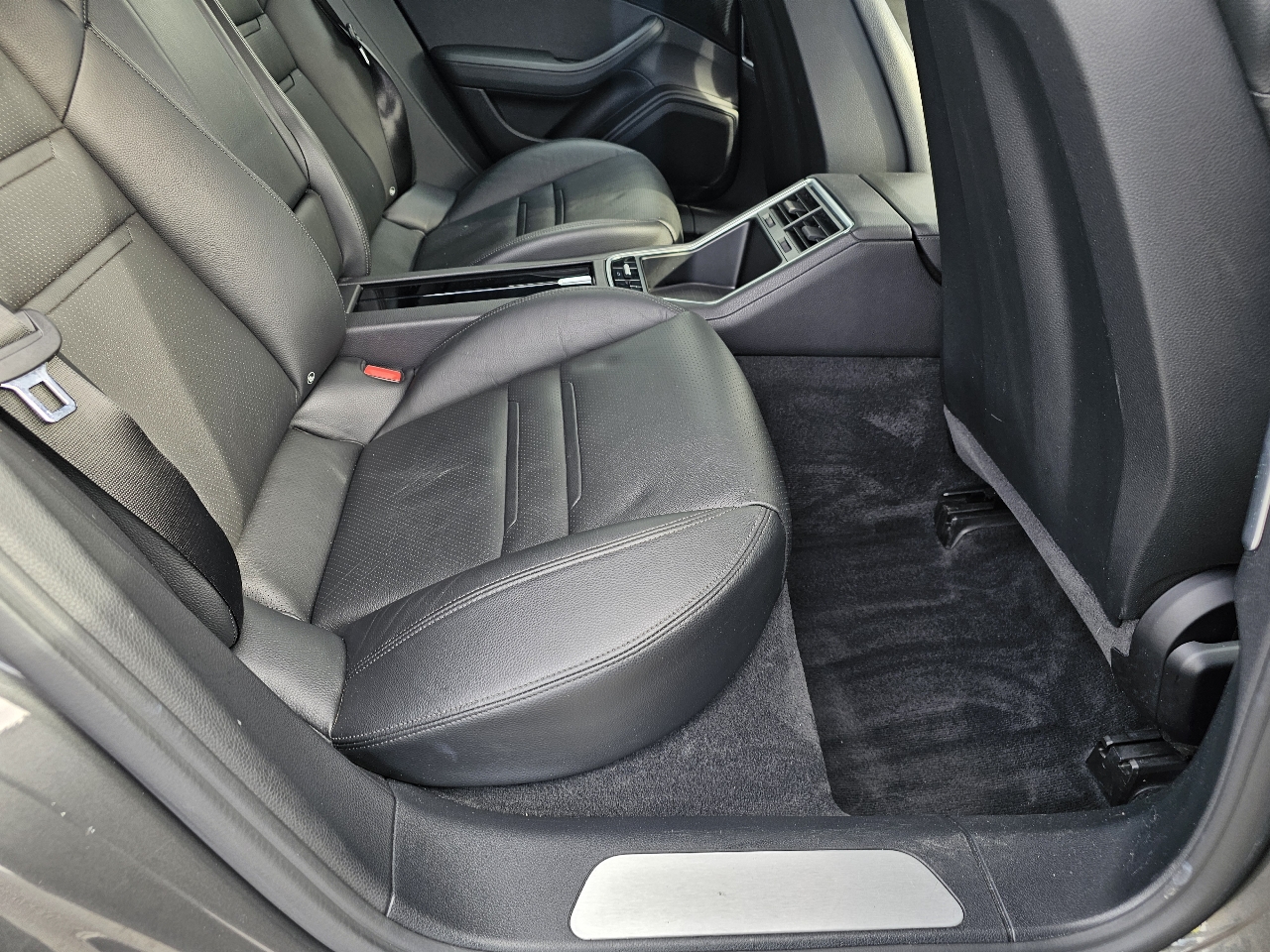 Porsche Panamera 4 2017