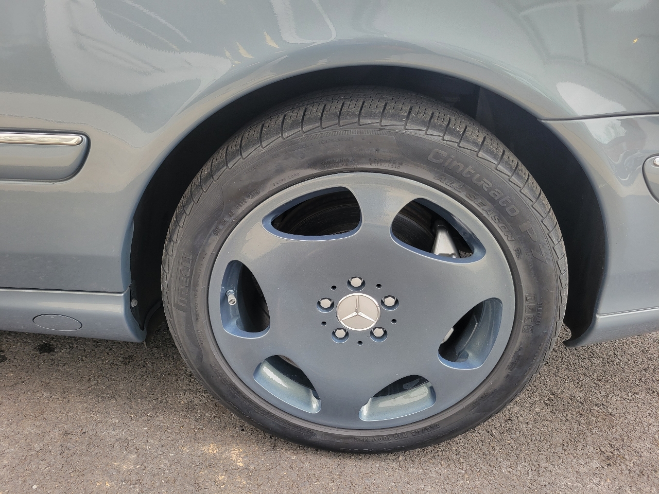 Mercedes-Benz CL-Class  2005