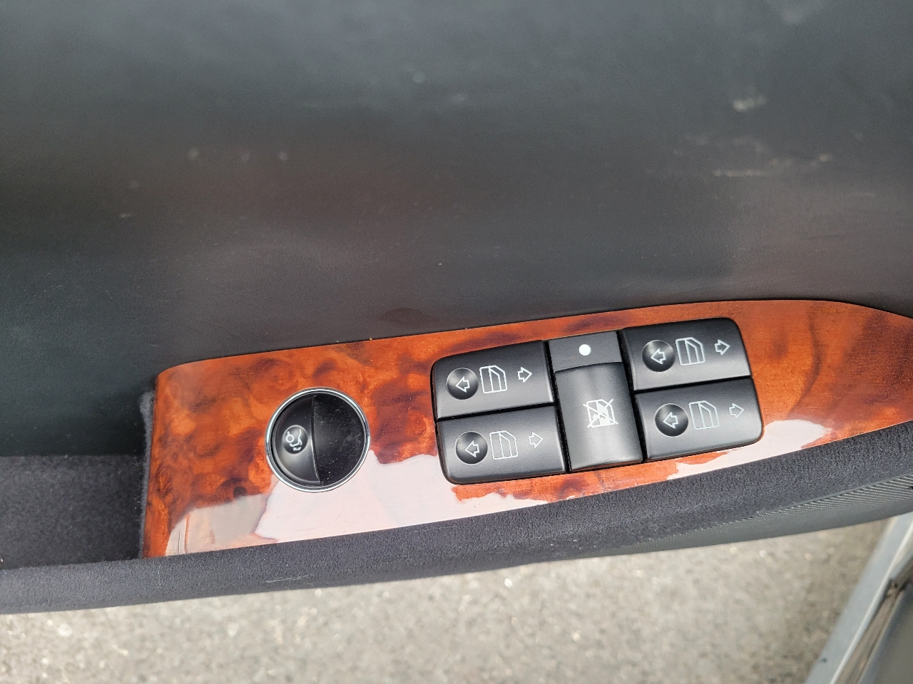 Mercedes-Benz CL-Class  2005