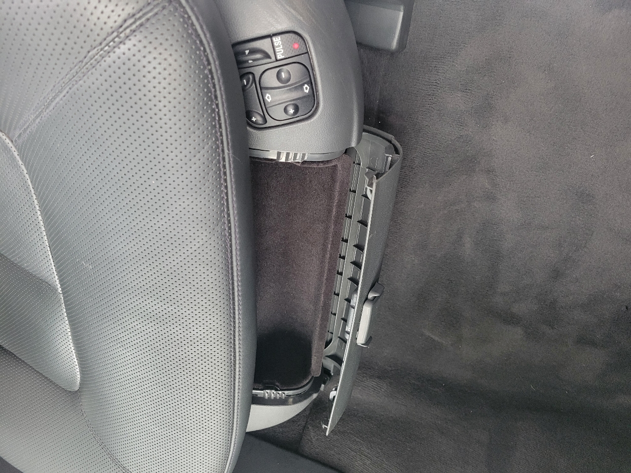 Mercedes-Benz CL-Class  2005