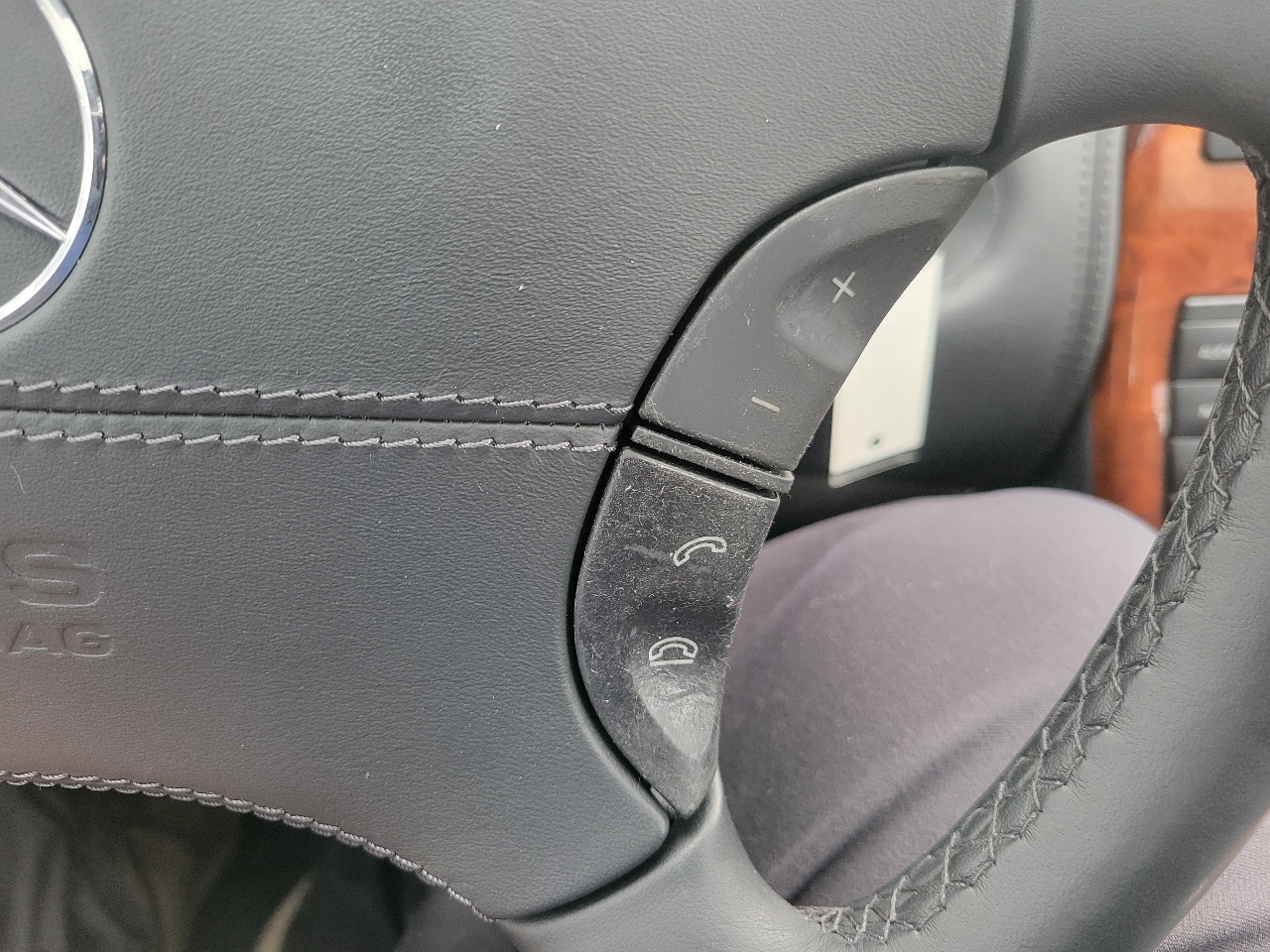 Mercedes-Benz CL-Class  2005