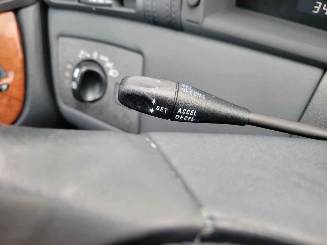 Mercedes-Benz CL-Class  2005