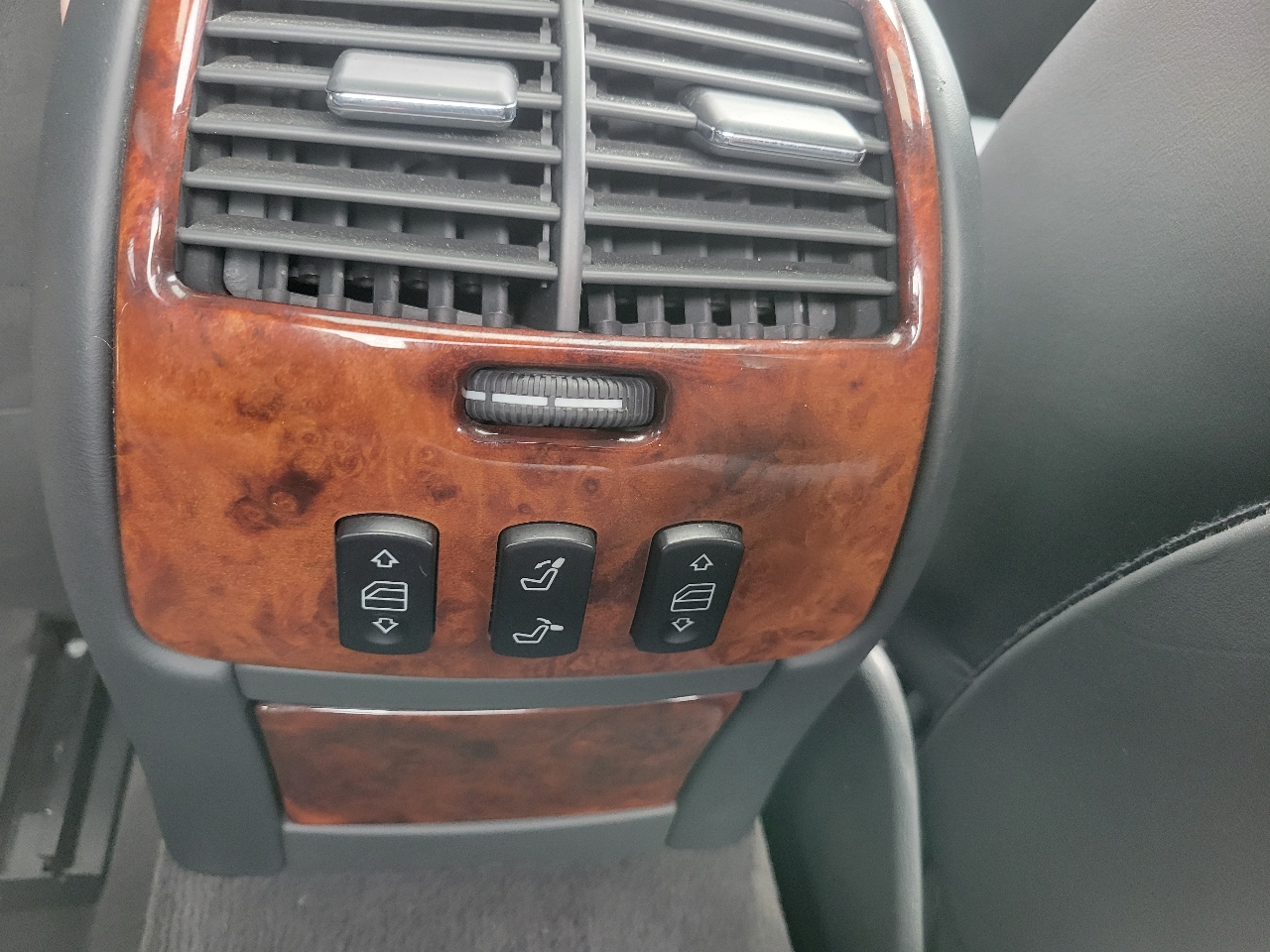 Mercedes-Benz CL-Class  2005