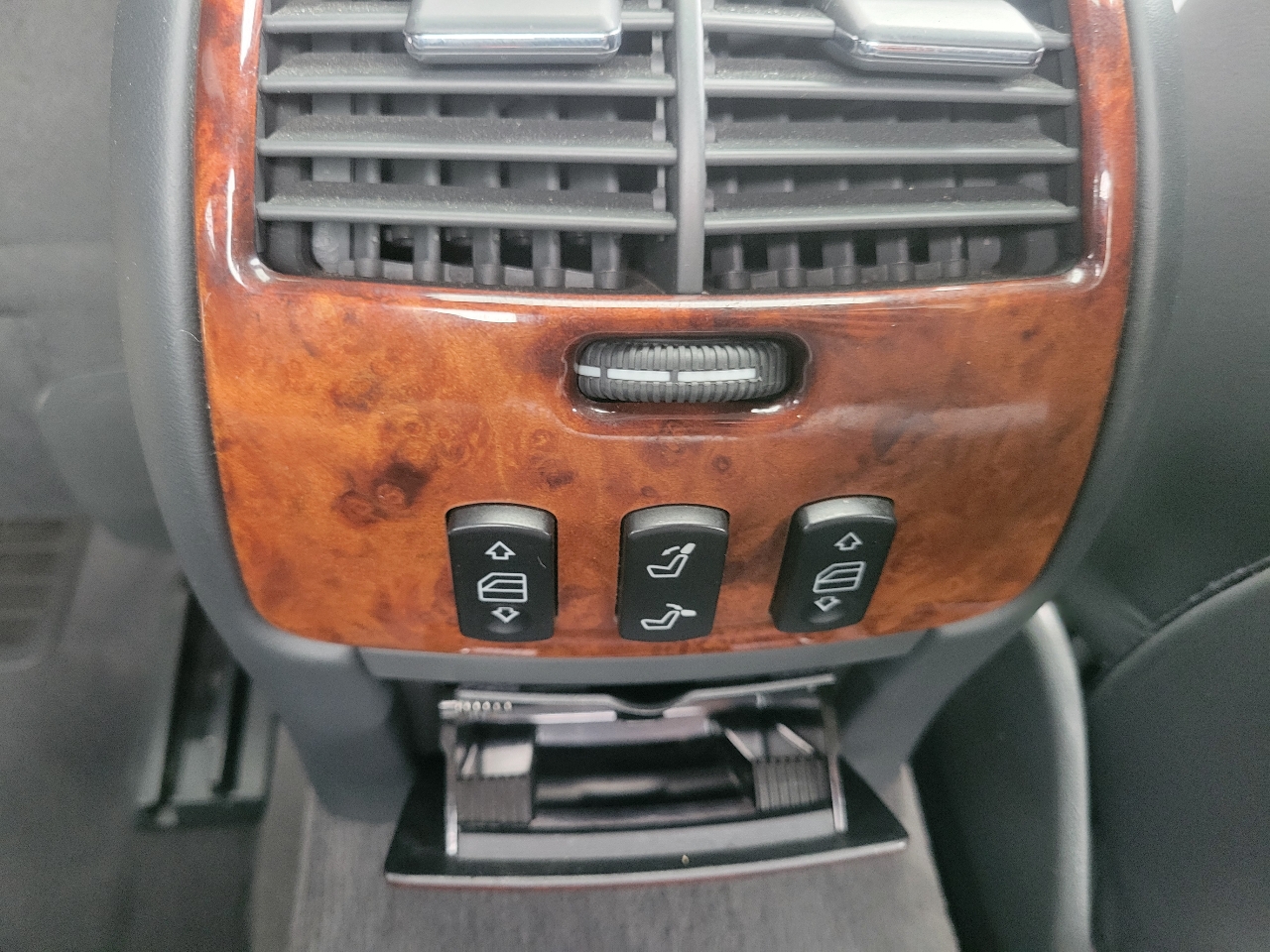 Mercedes-Benz CL-Class  2005