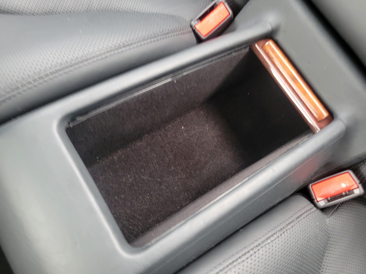 Mercedes-Benz CL-Class  2005