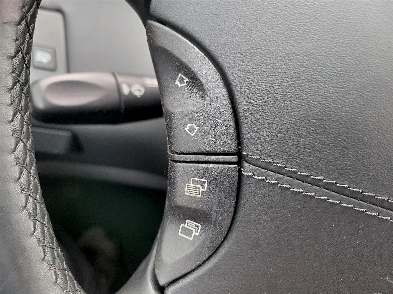 Mercedes-Benz CL-Class  2005