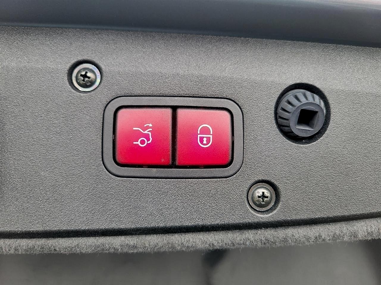 Mercedes-Benz CL-Class  2005